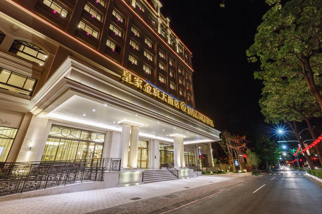 Royal Gold Hotel Kaohsiung Exterior photo